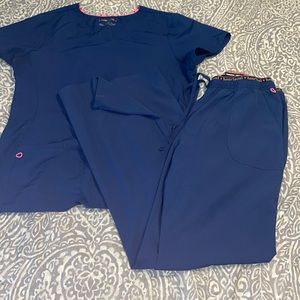 women’s navy heart soul scrub set